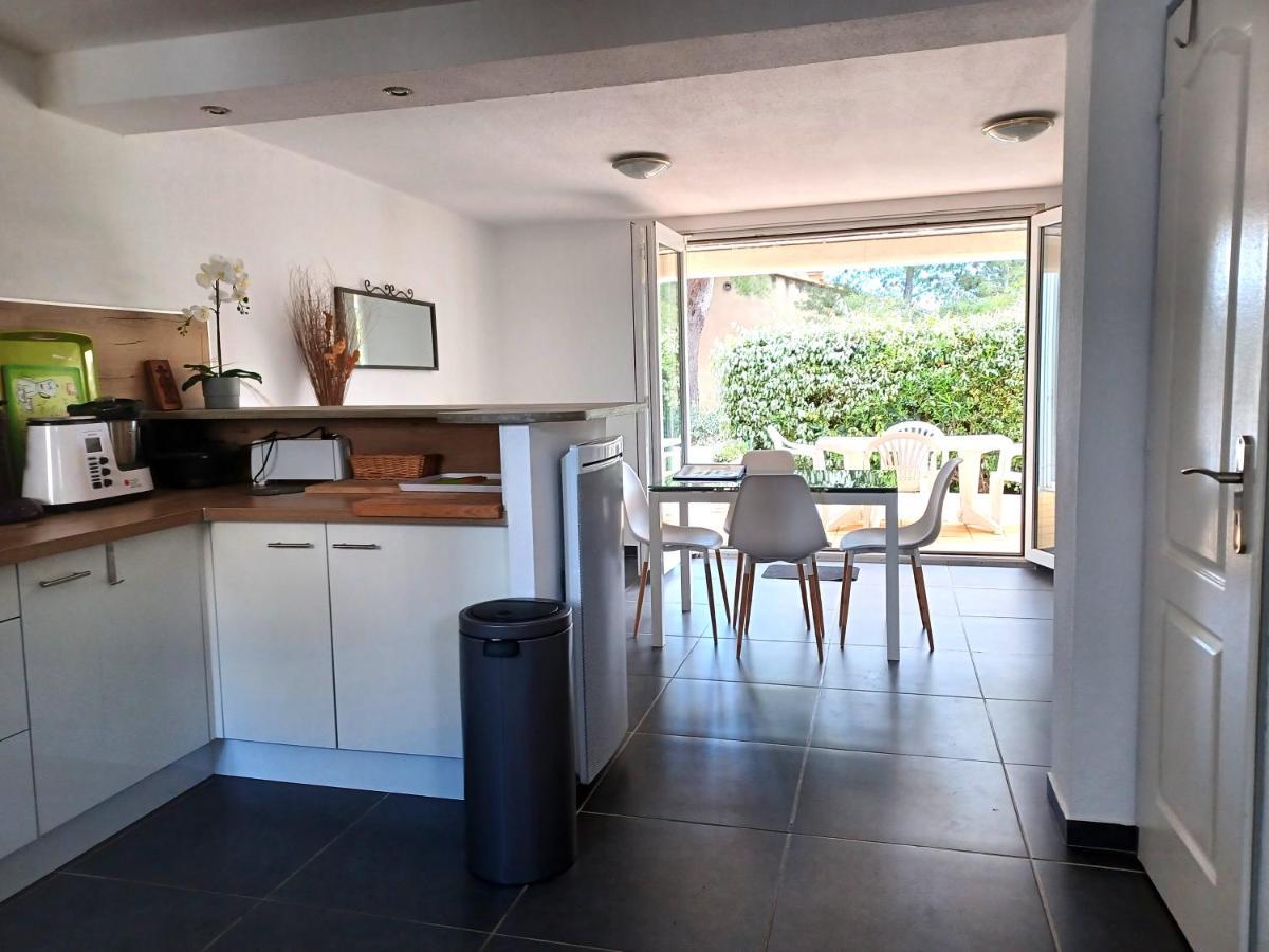 Cote Indigo - Villa 7 Personnes, 3 Chambres, 3 Terrasses - A 150 De La Mer Saint-Pierre-la-Mer  Bagian luar foto