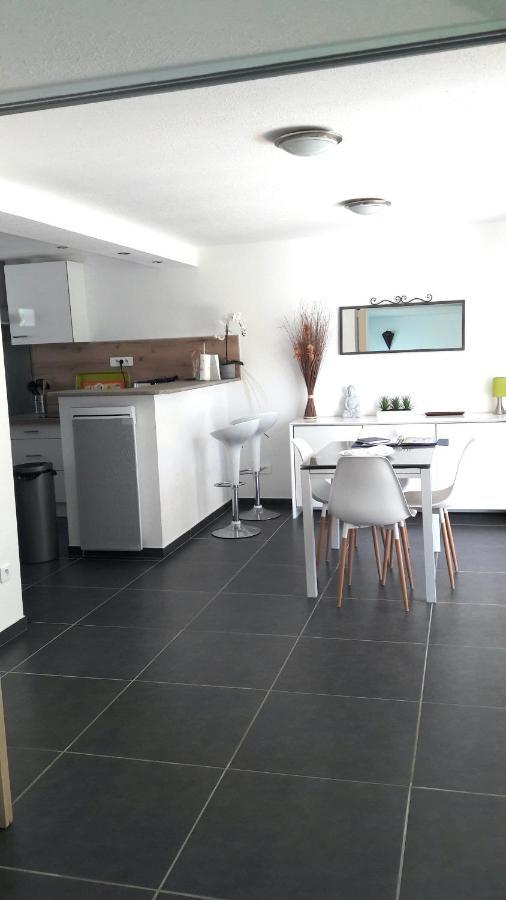 Cote Indigo - Villa 7 Personnes, 3 Chambres, 3 Terrasses - A 150 De La Mer Saint-Pierre-la-Mer  Bagian luar foto
